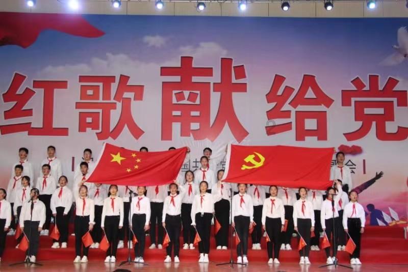 解群众之忧  答服务之卷